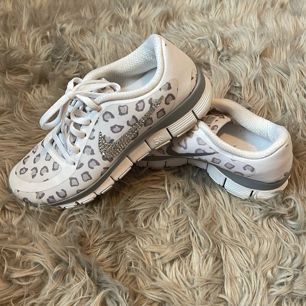 Custom crystal bling, women’s cheetah print Nike free 5.0 sneaker